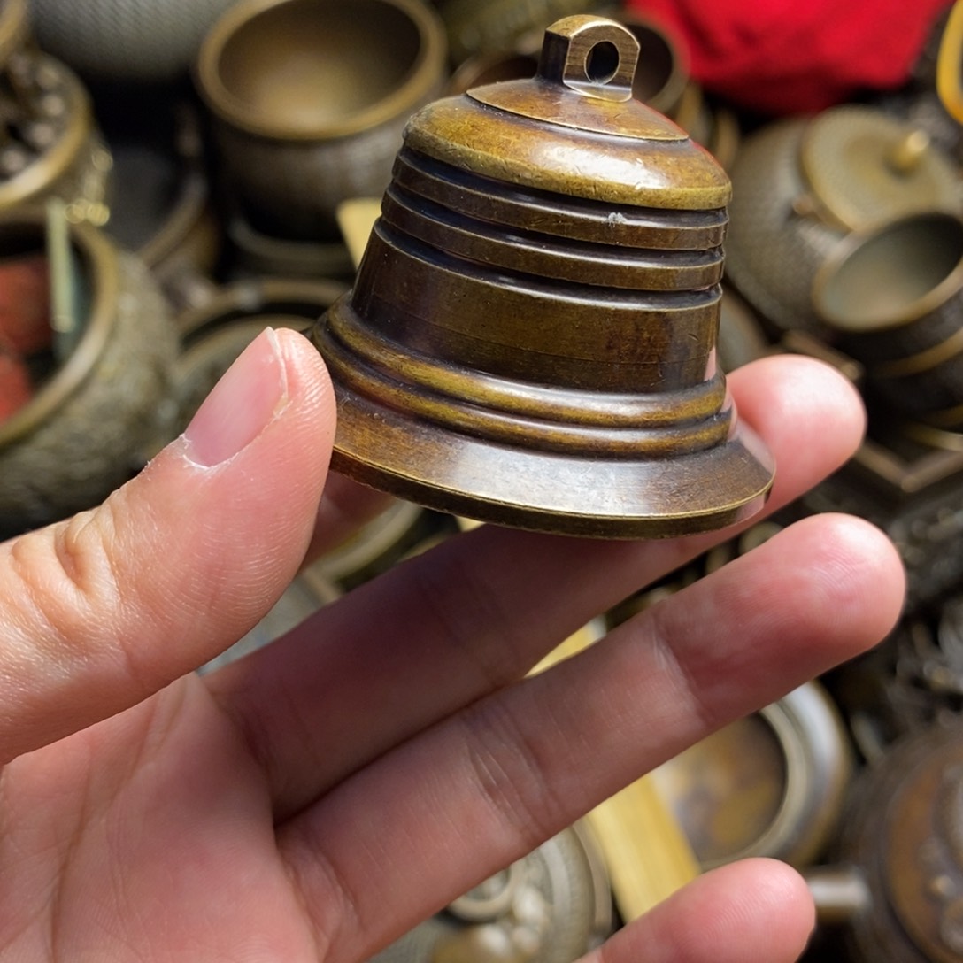 精美铜器做工精良