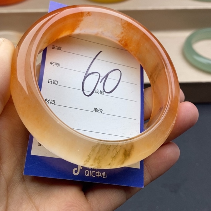 石英质玉未镶嵌手镯