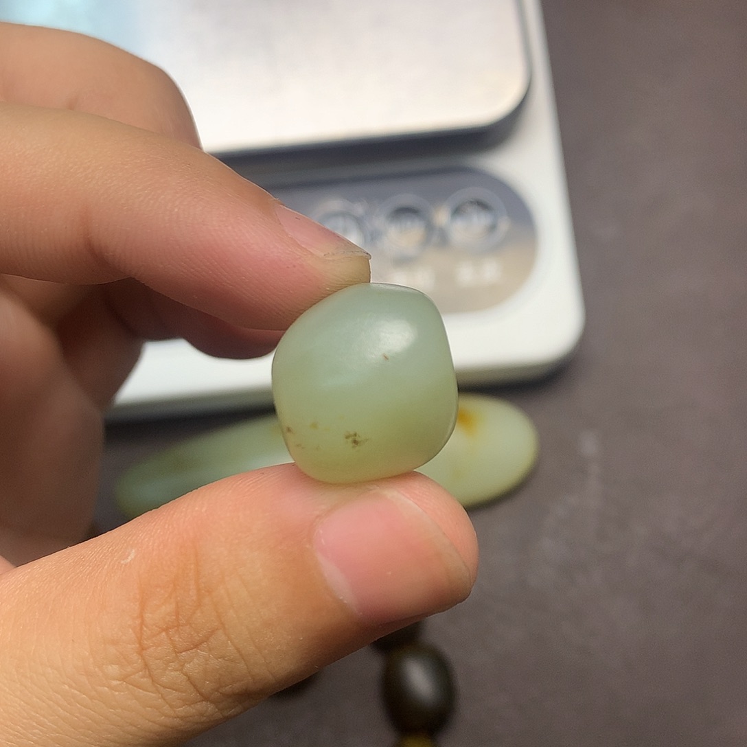 和田玉（糖玉）未镶嵌挂件