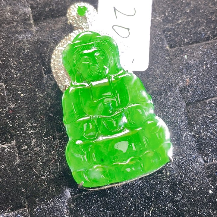 翡翠未镶嵌颈饰11，