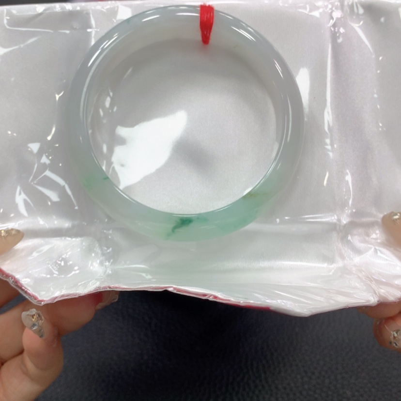 【闪购商品】翡翠手镯未镶嵌?****?翡翠
