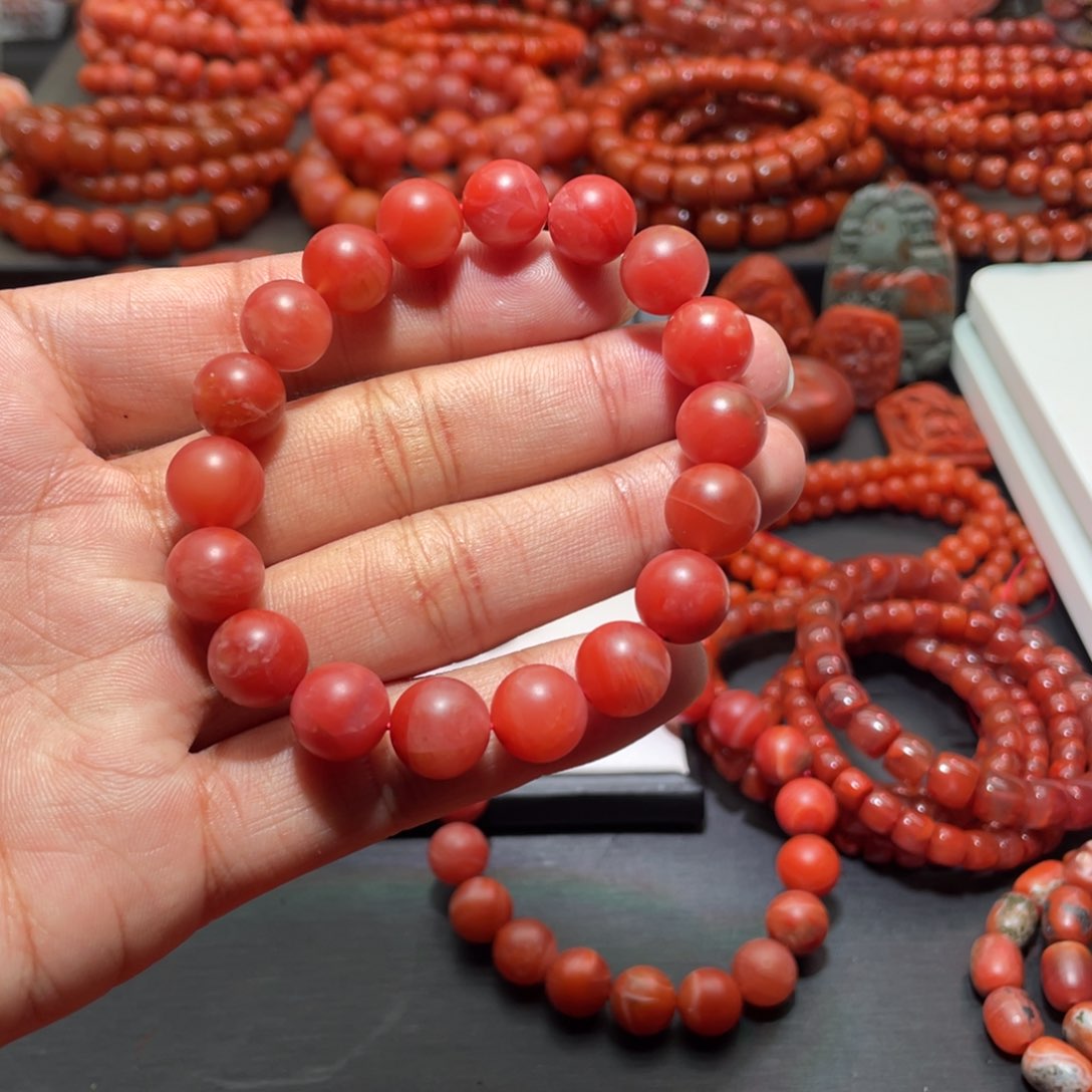 南红玛瑙手链未镶嵌