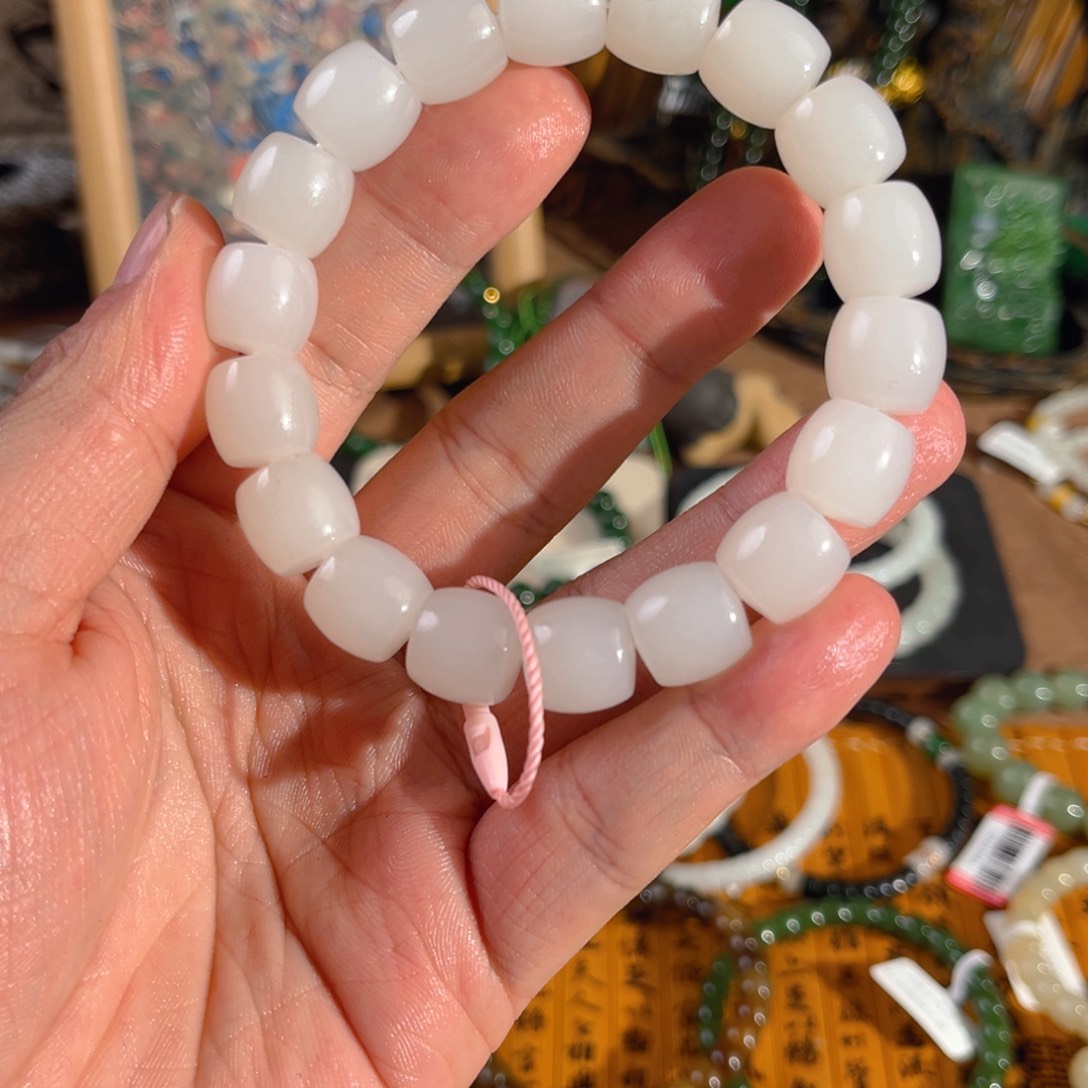 铁***哥和田玉未镶嵌手链