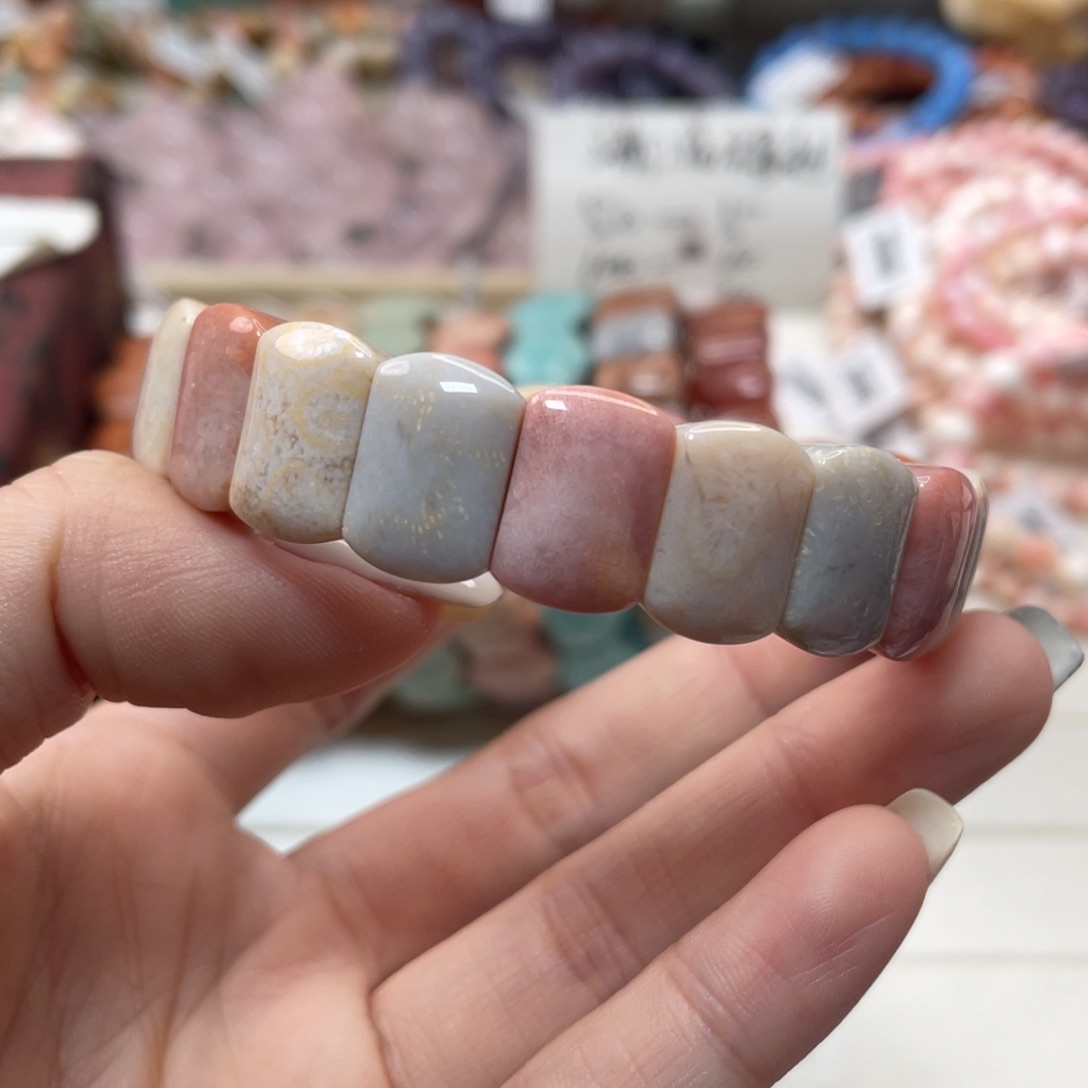 未镶嵌手链硅化玉H****y046