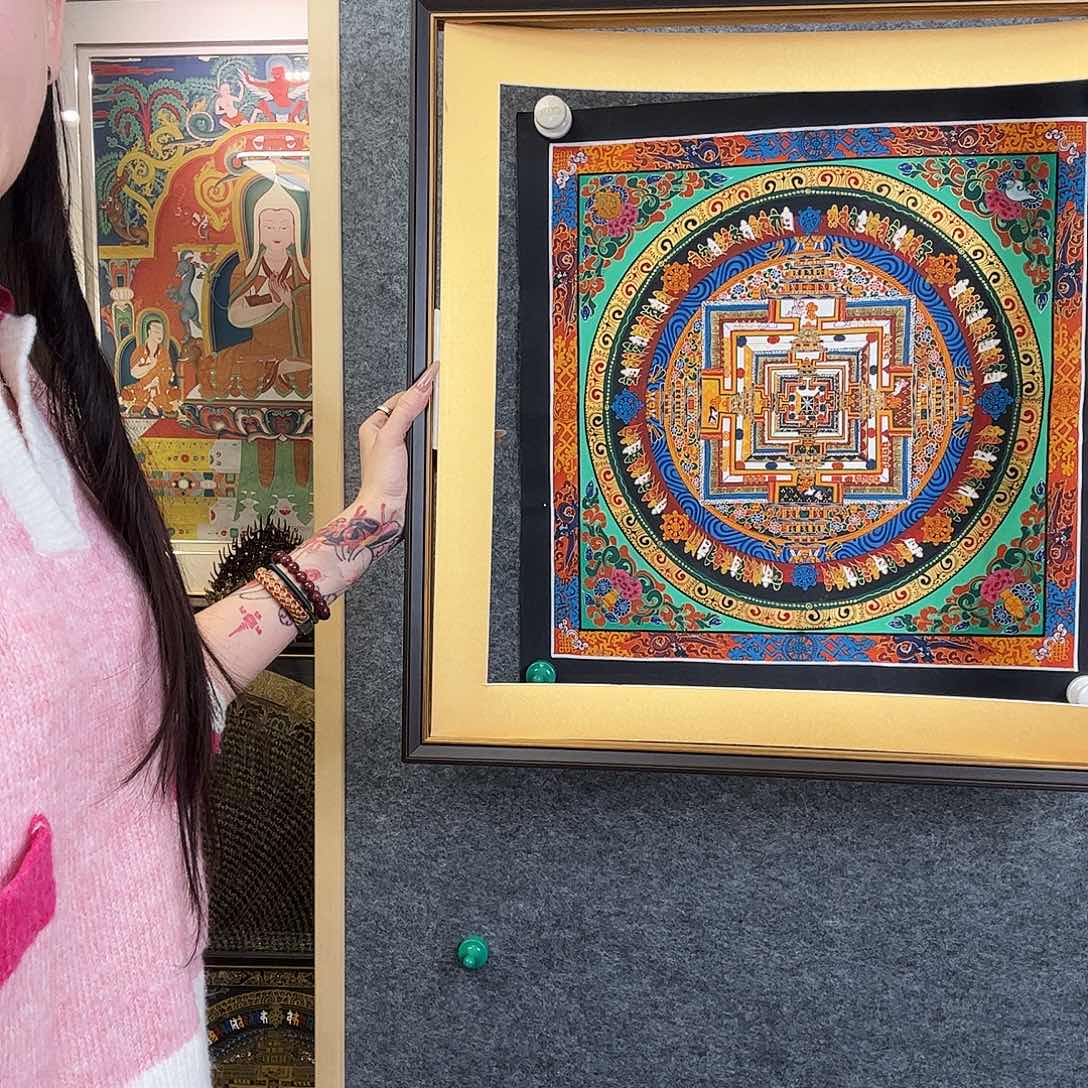 装裱画尼泊尔手绘唐卡画