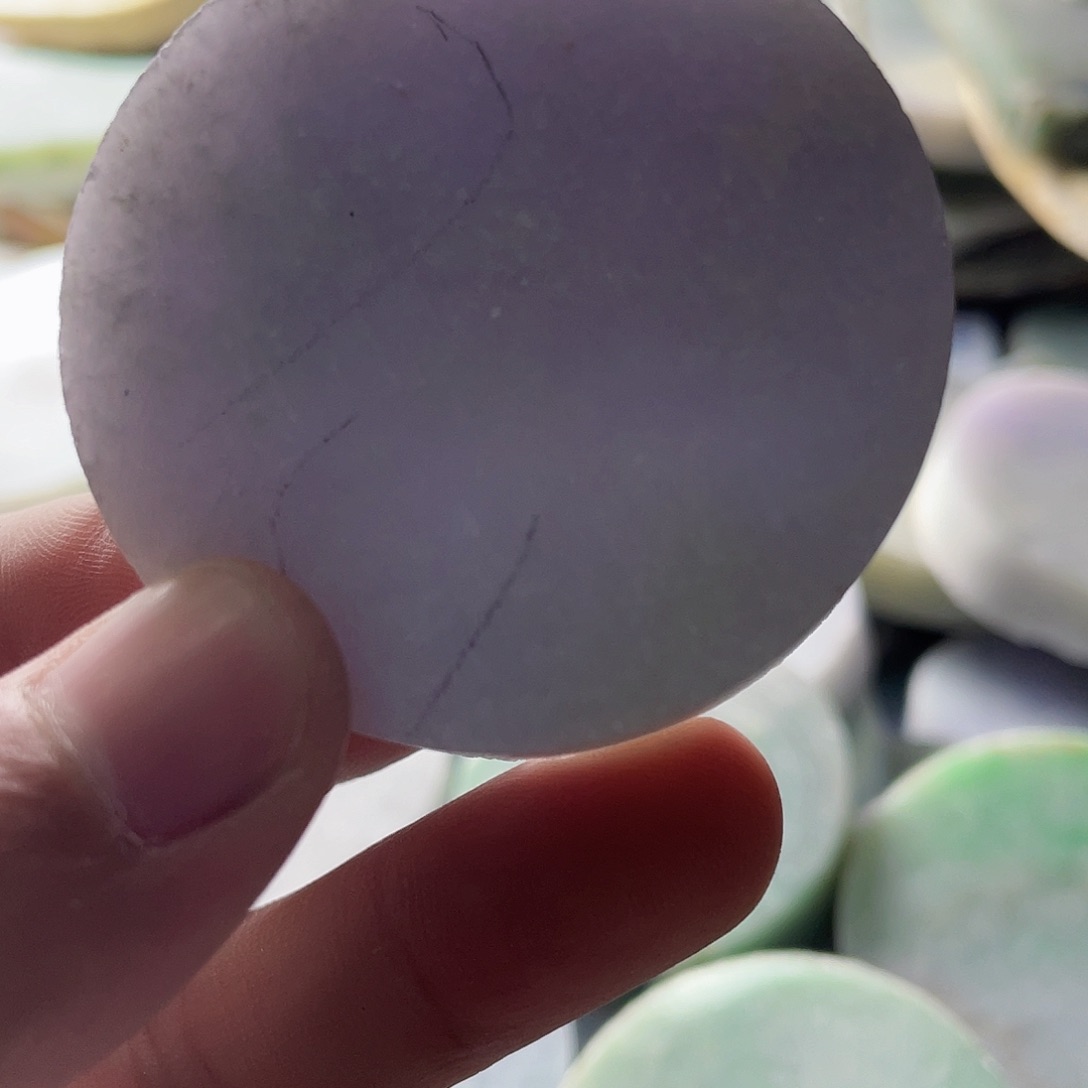 翡翠颈饰未镶嵌毛料10