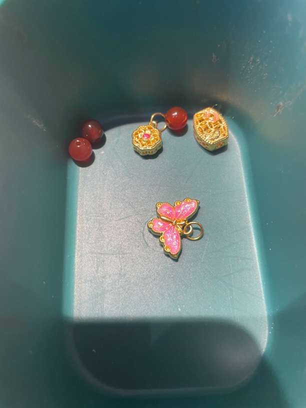                足金a3    加 玛 瑙