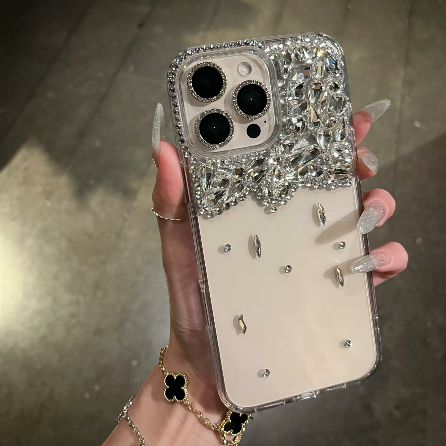 千金风爆闪水钻奢华适用于苹果iPhone16promax手机壳15高透13名媛