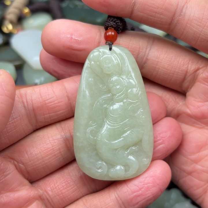 和田玉吊坠未镶嵌