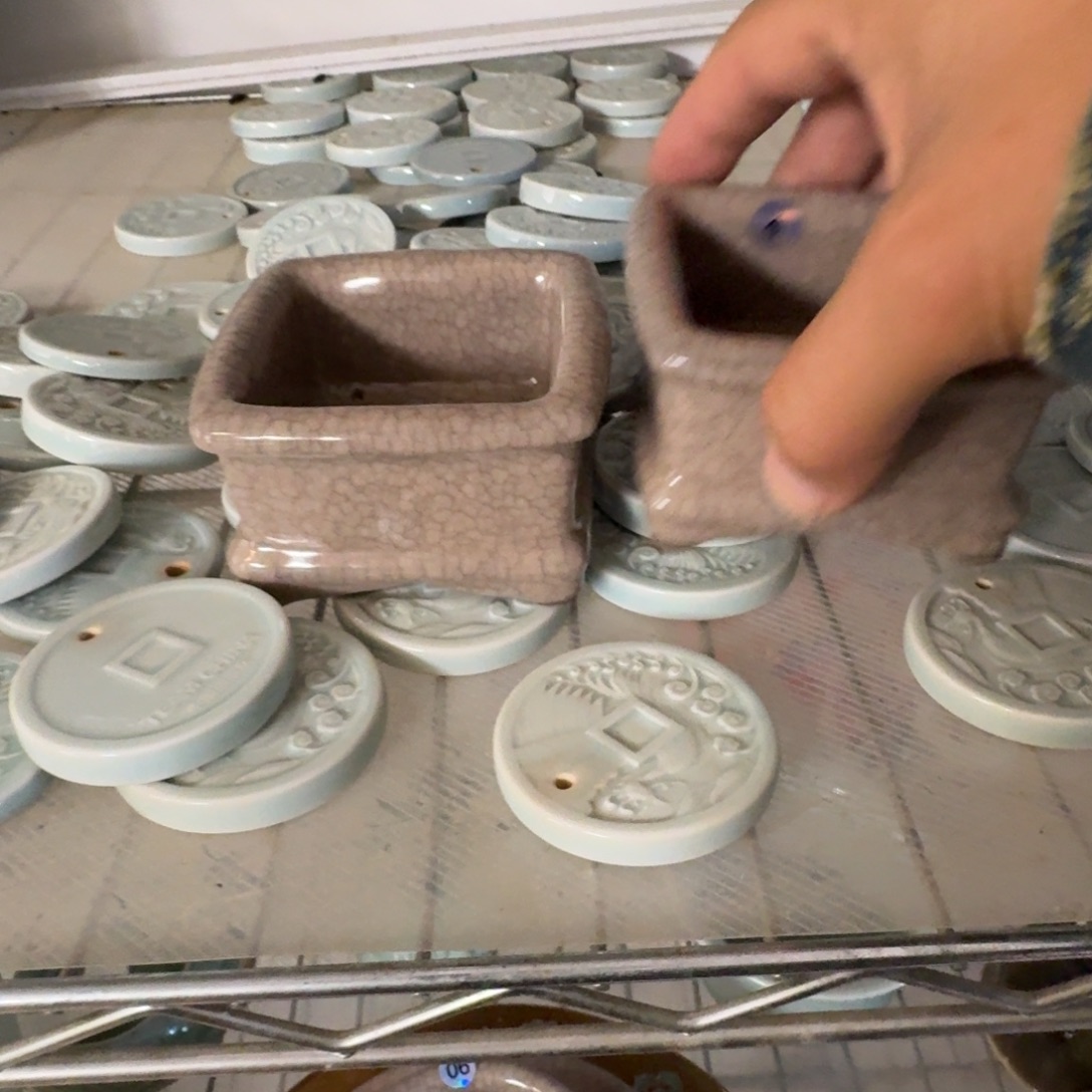 老***许龙潭青瓷茶具微瑕