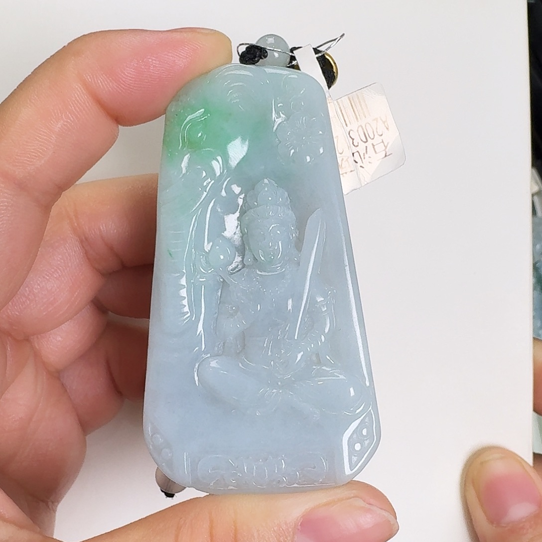 翡翠颈饰未镶嵌普贤