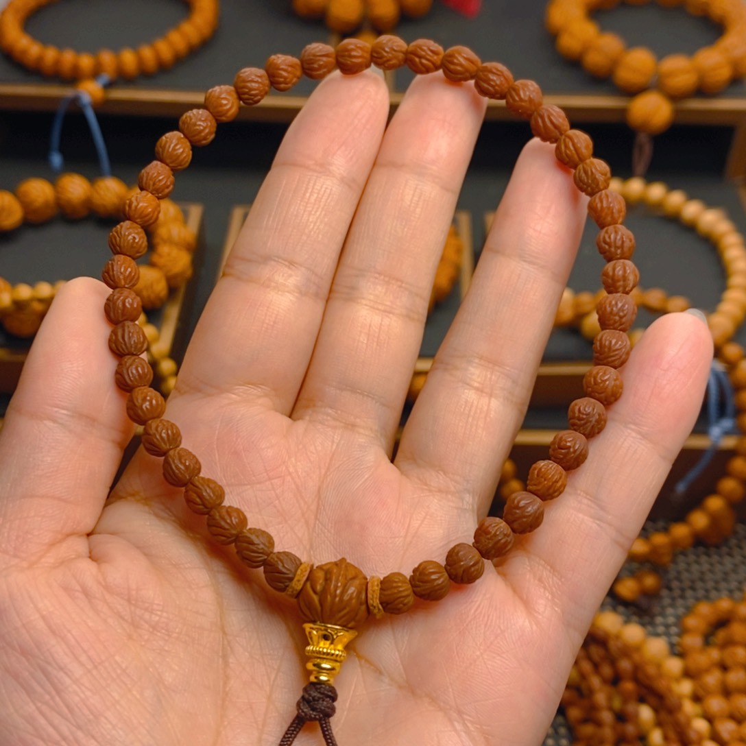 偶***偶桃核吊坠秦岭森林06