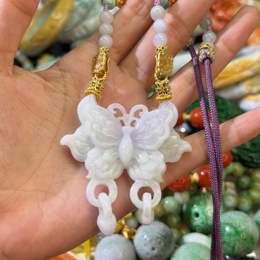 翡翠颈饰未镶嵌待编款