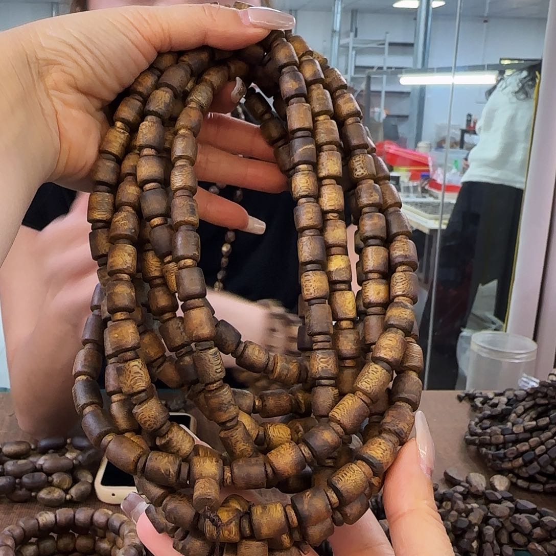 沉香手串多样性发货1条海南白棋板头998-932