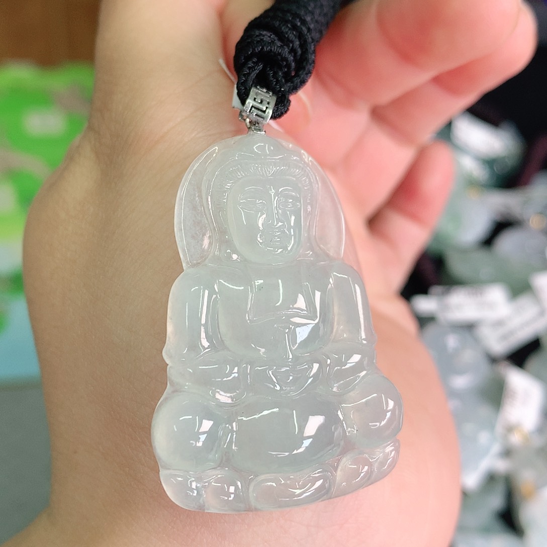 翡翠颈饰18K金镶嵌冰胶晴观音45*30*5.4