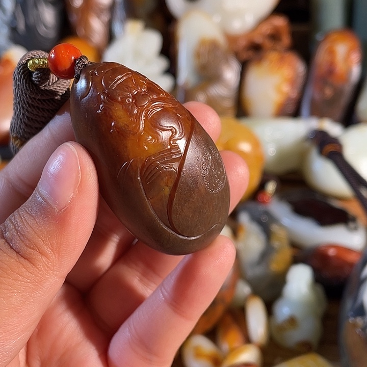 和田玉未镶嵌挂件映*