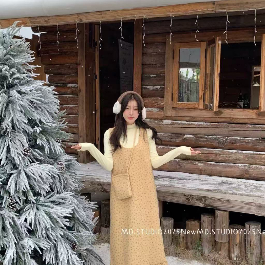 新疆包邮【1683】打底衫碎花背心裙三件套（配包包）打底52裙长105