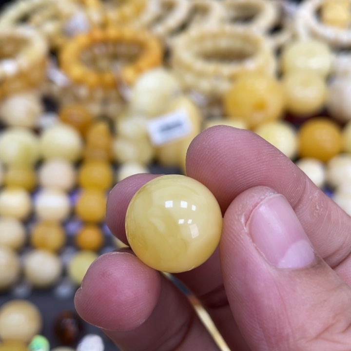 裸石蜜蜡未镶嵌15.8mm