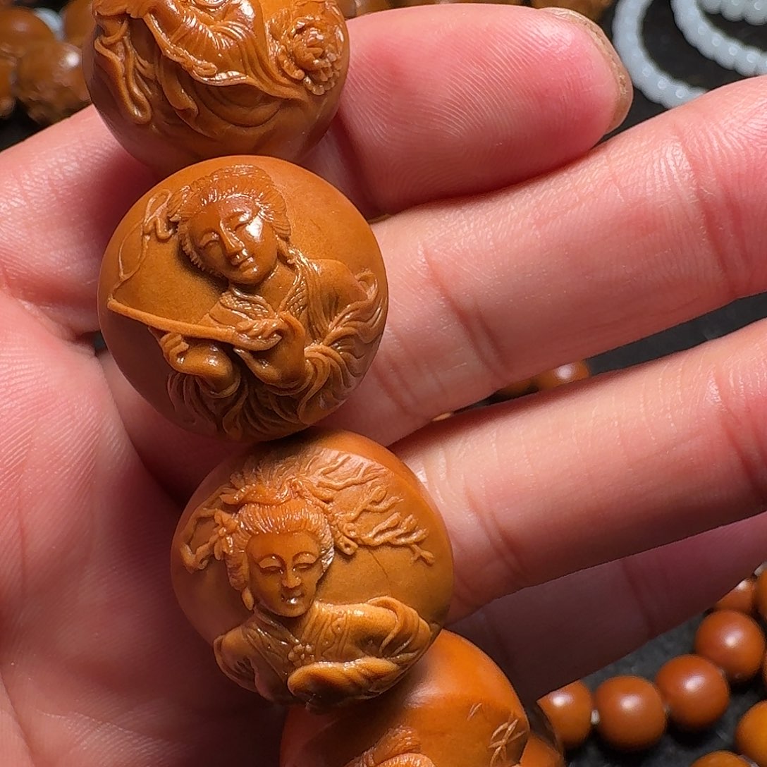 橄榄核手串/手链亲****哥王晓明核雕艺术金钗