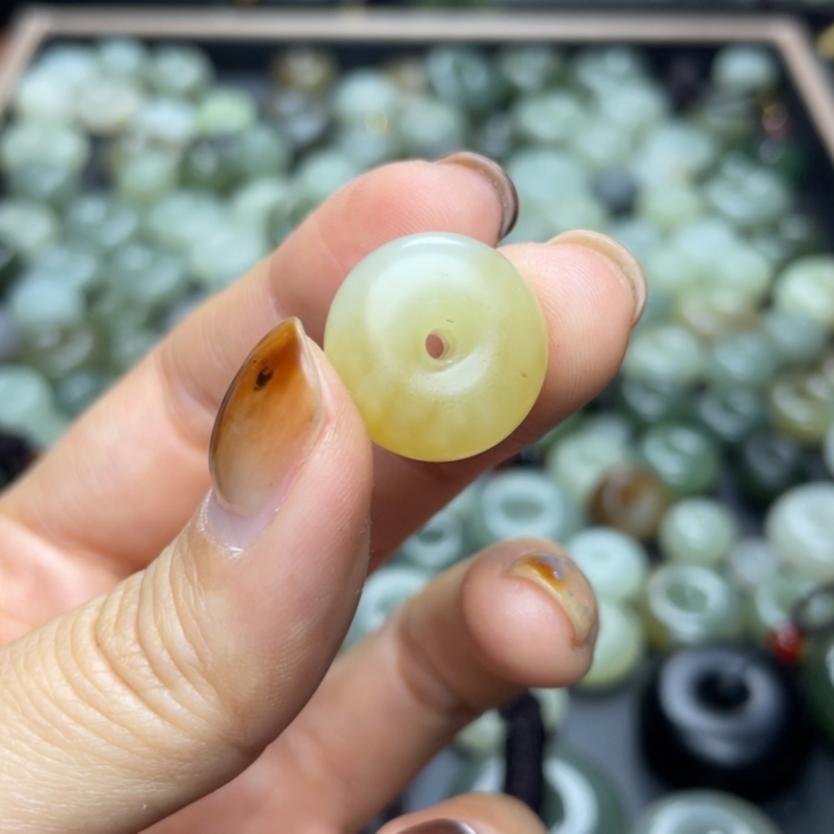 【闪购商品】颈饰未镶嵌和田玉