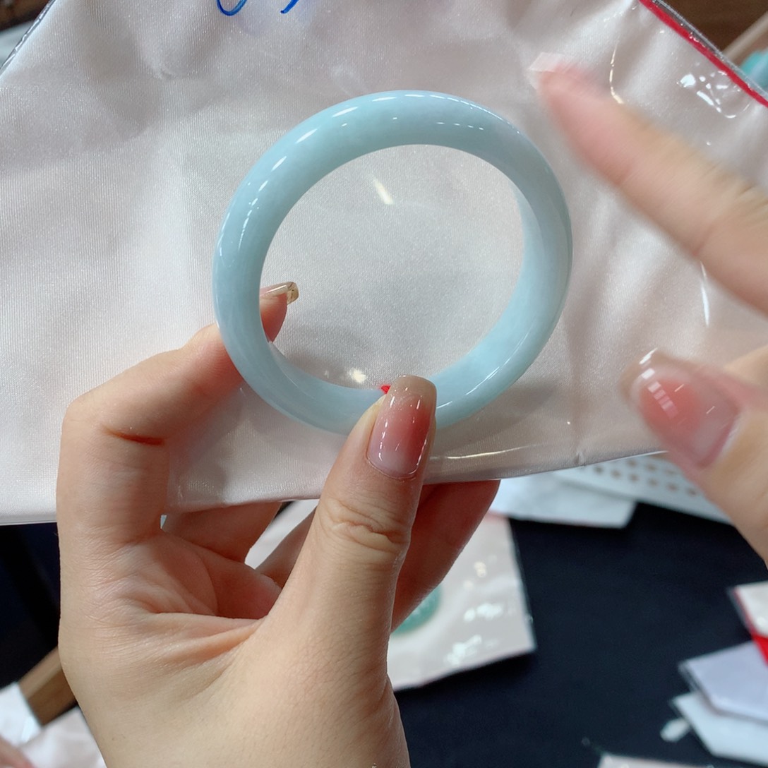 未镶嵌手镯翡翠林*?买断