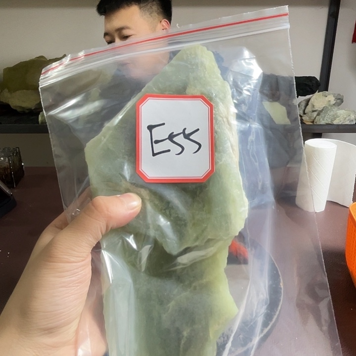 用***0蛇纹石玉未镶嵌岫玉原石