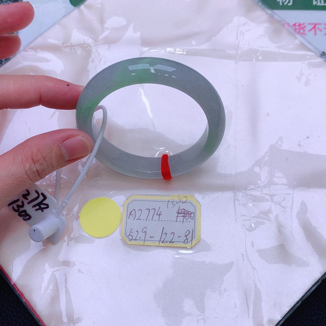 未镶嵌手镯翡翠缅甸翡翠手镯