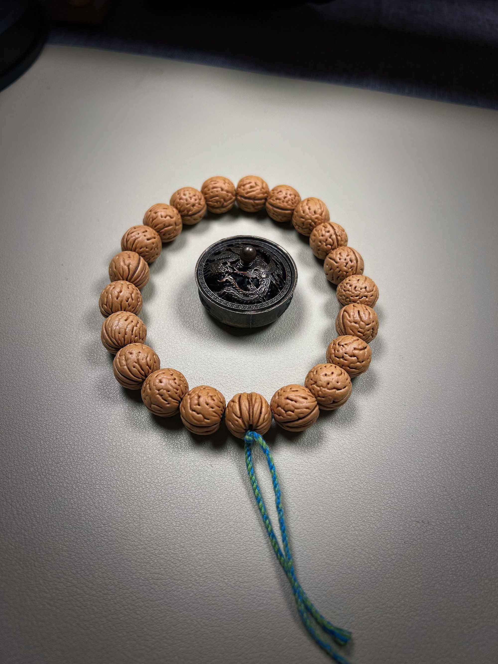 东北桃核原皮金丹手持