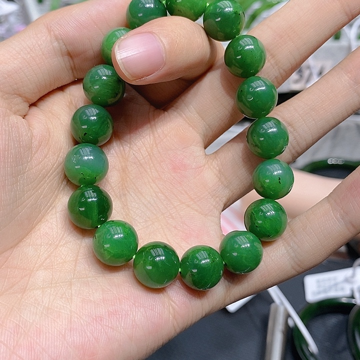 和田玉未镶嵌手串