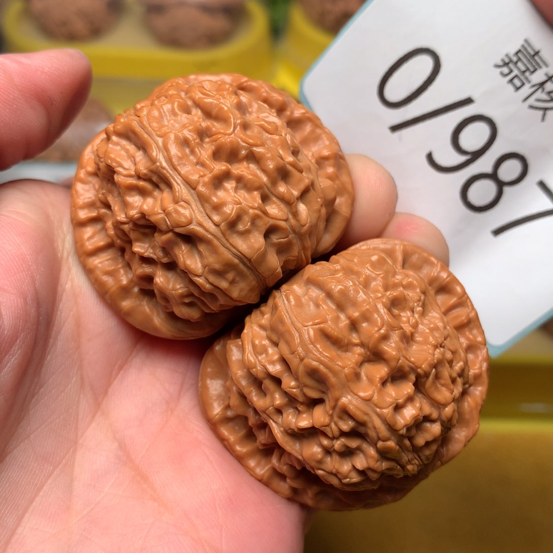 文玩核桃把件红皮球白42