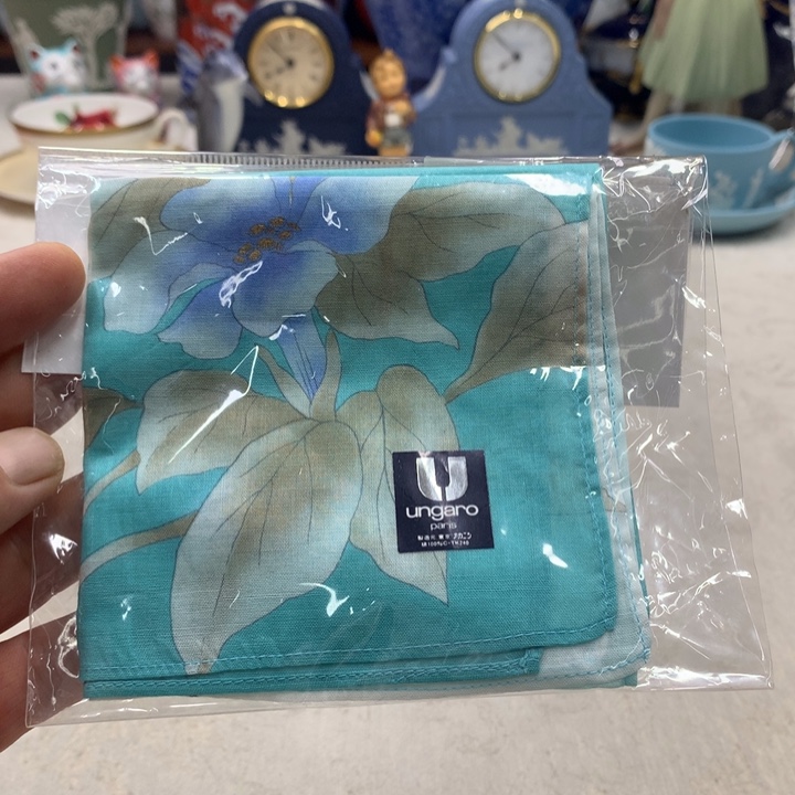 紫砂金瓷阁精品瓷器店