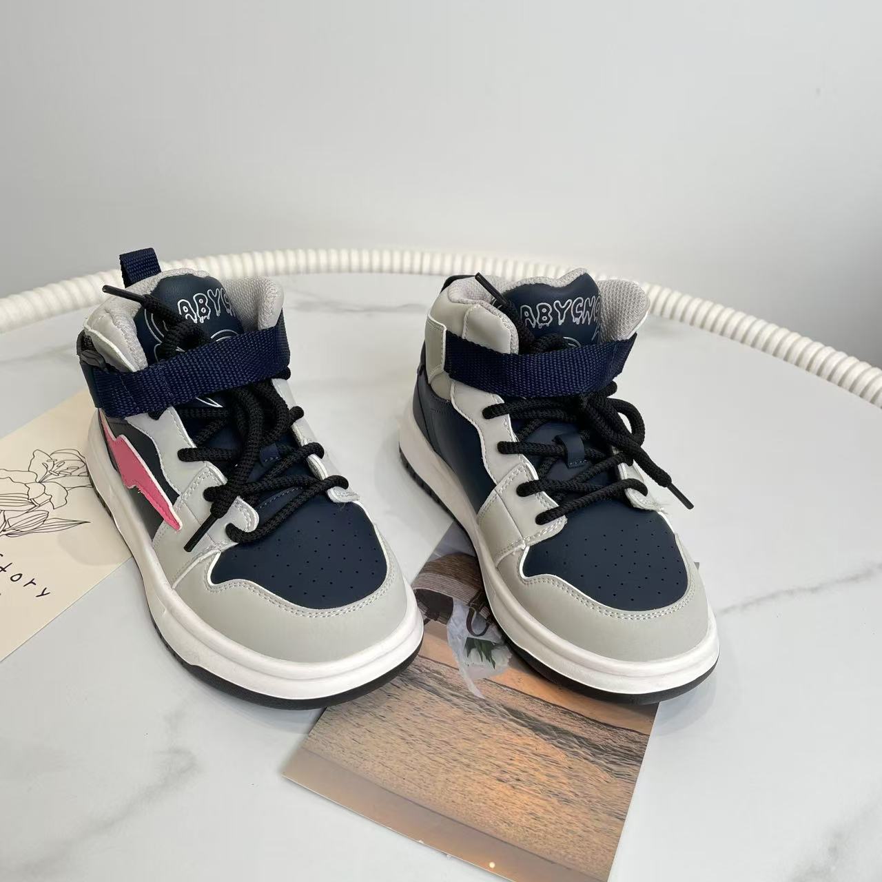 秋冬高帮板鞋蔚蓝色 3790