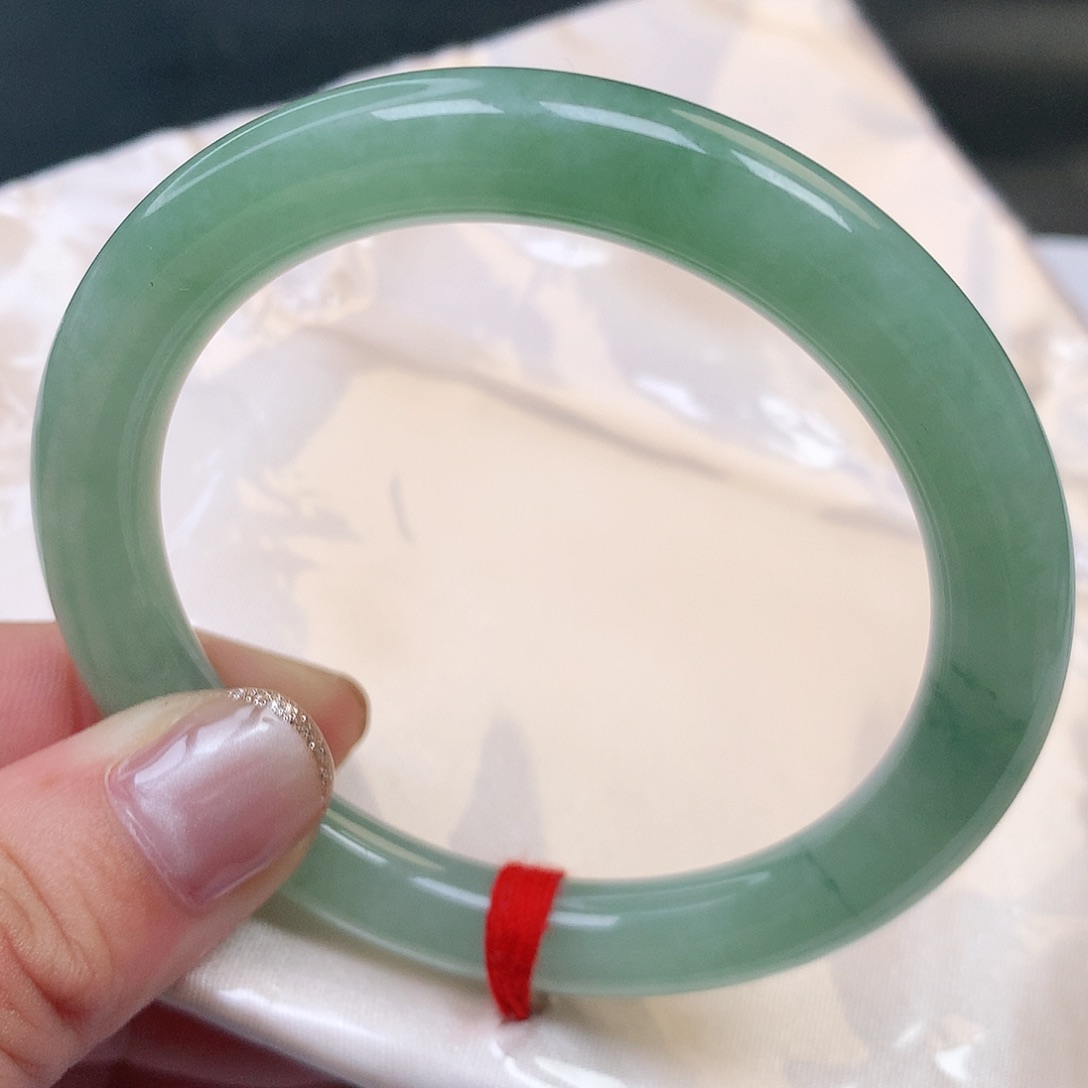 未镶嵌手镯（圆镯）翡翠缅甸纯天然A货老坑种翡翠晴水绿169号