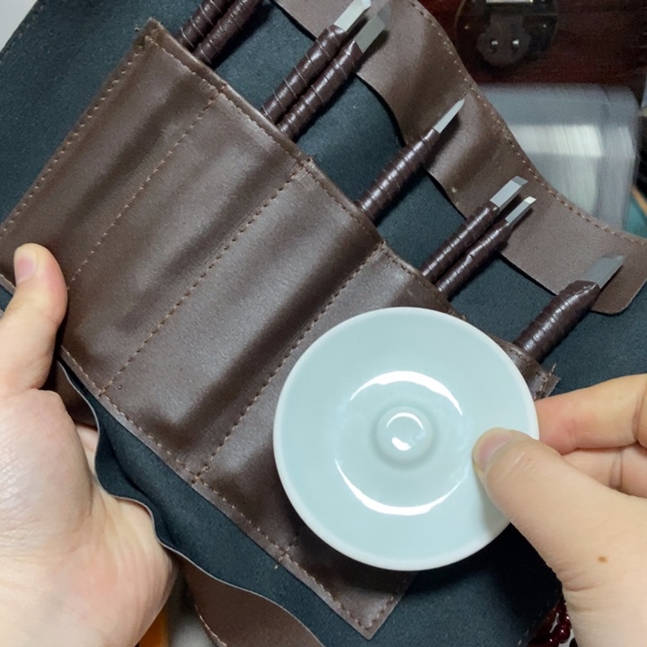 瓷片不会哈哈哈哈哈哈哈哈姐姐家