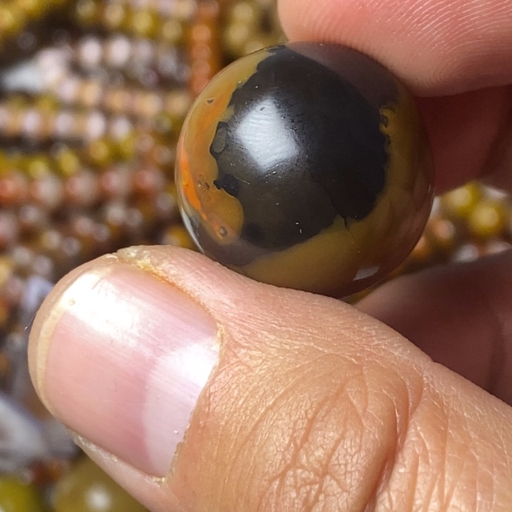 小***道玛瑙/玉髓合金颈饰