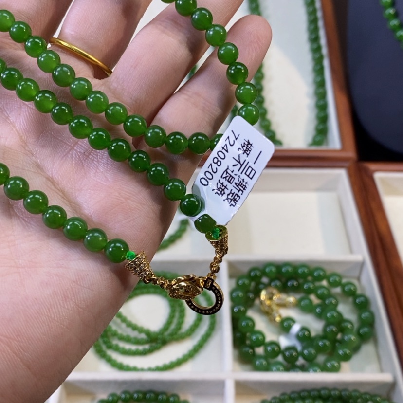 【闪购商品】和田玉（碧玉）颈饰未镶嵌