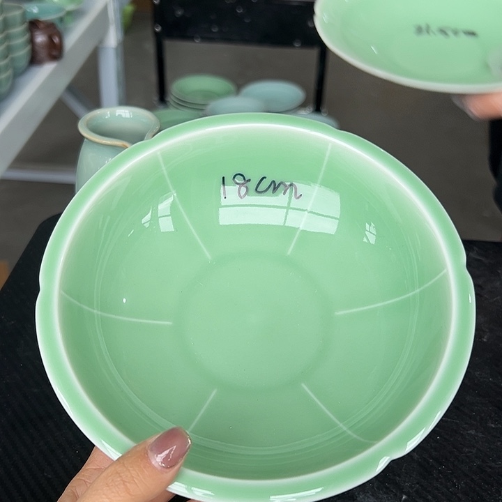 青瓷小米茶器龙泉青瓷