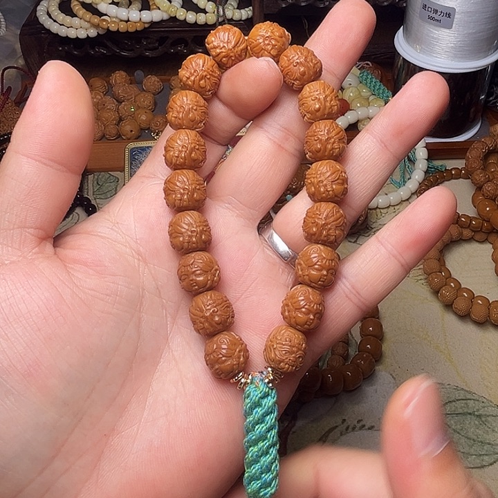 猴头核桃手串猴头雕刻精工龙炎料扎基拉姆手持一串