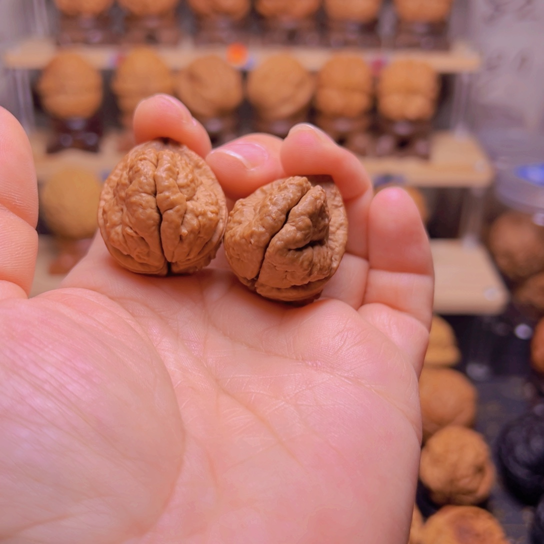 文玩核桃把件10w羊头蟾32尺