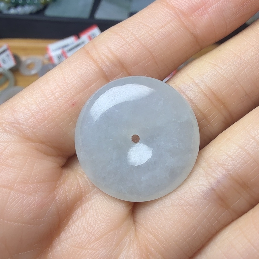 翡翠未镶嵌颈饰天然缅甸翡翠A货