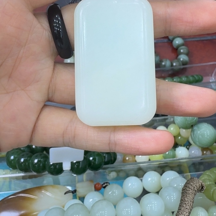 星***河和田玉未镶嵌颈饰