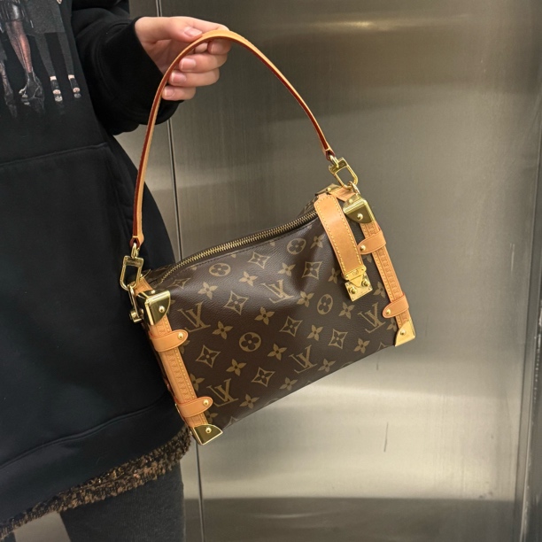 95新 LouisVuitton/路易威登 谷爱凌side trunk软盒子斜挎手提