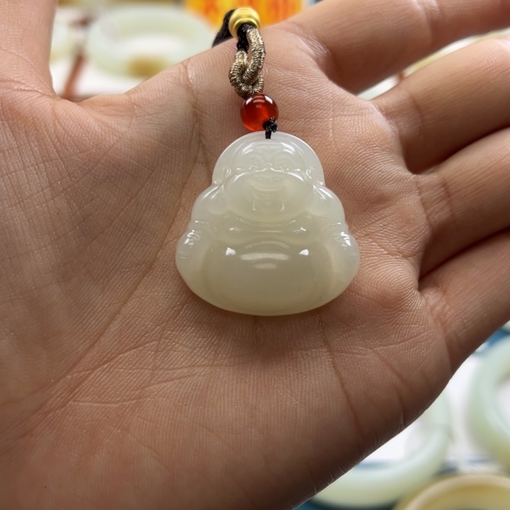 和田玉吊坠未镶嵌