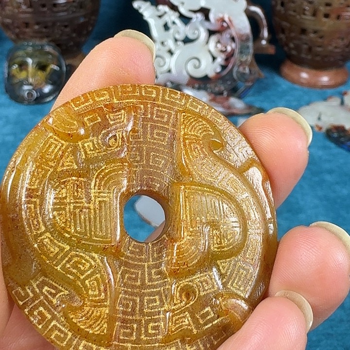 和田玉（糖玉）未镶嵌挂件