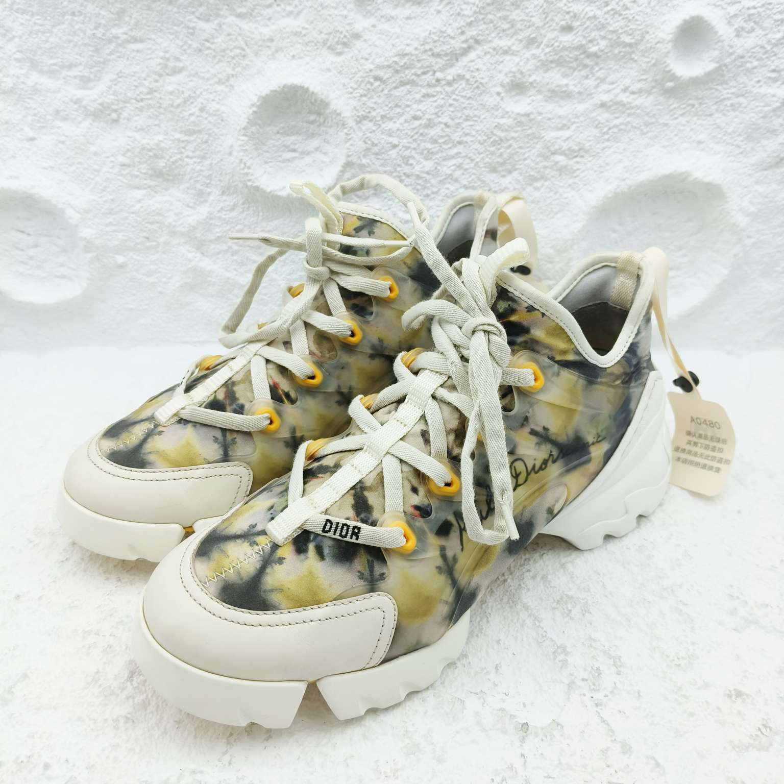 95新 DIOR/迪奥 花卉休闲鞋/38码/非全新