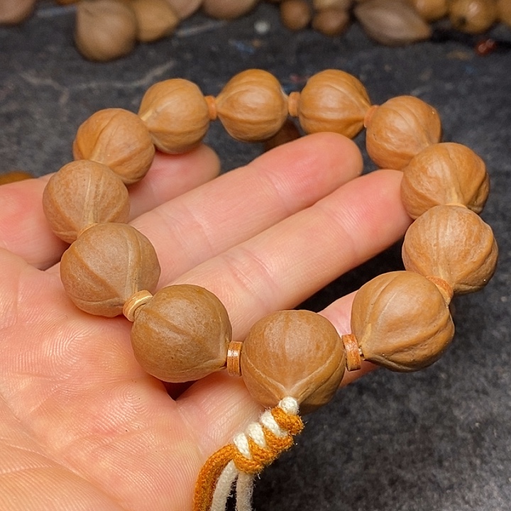 手串橄榄核1.8正圆16号