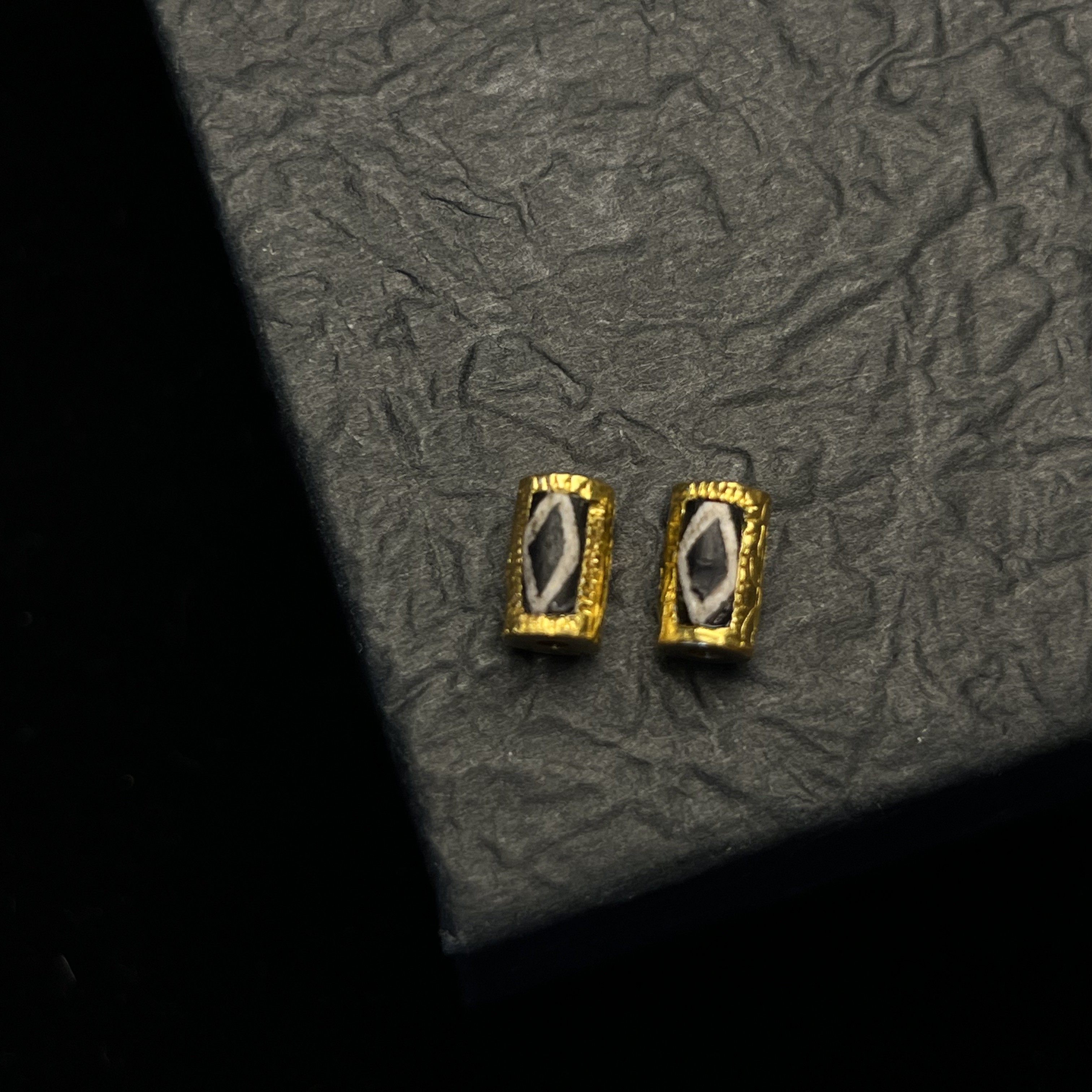 千年玛瑙金刚三眼套装+24k 5mm 一对4800 全品百搭