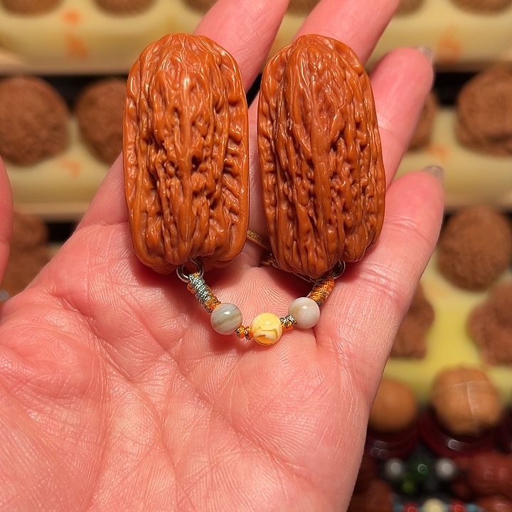 吊坠桃核精品钱串子45尺