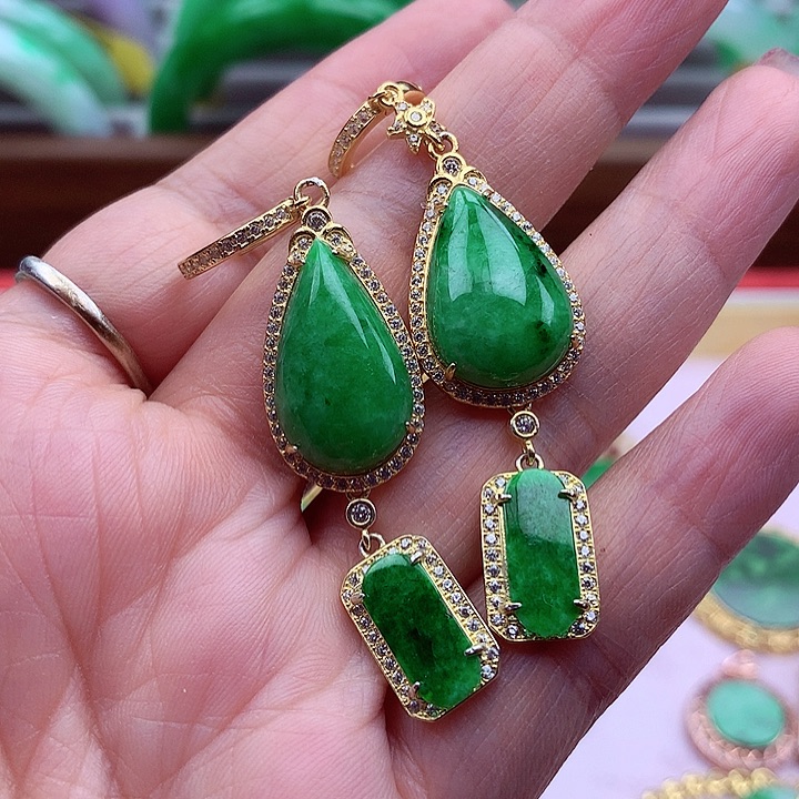 翡翠颈饰银S925镶嵌翡翠