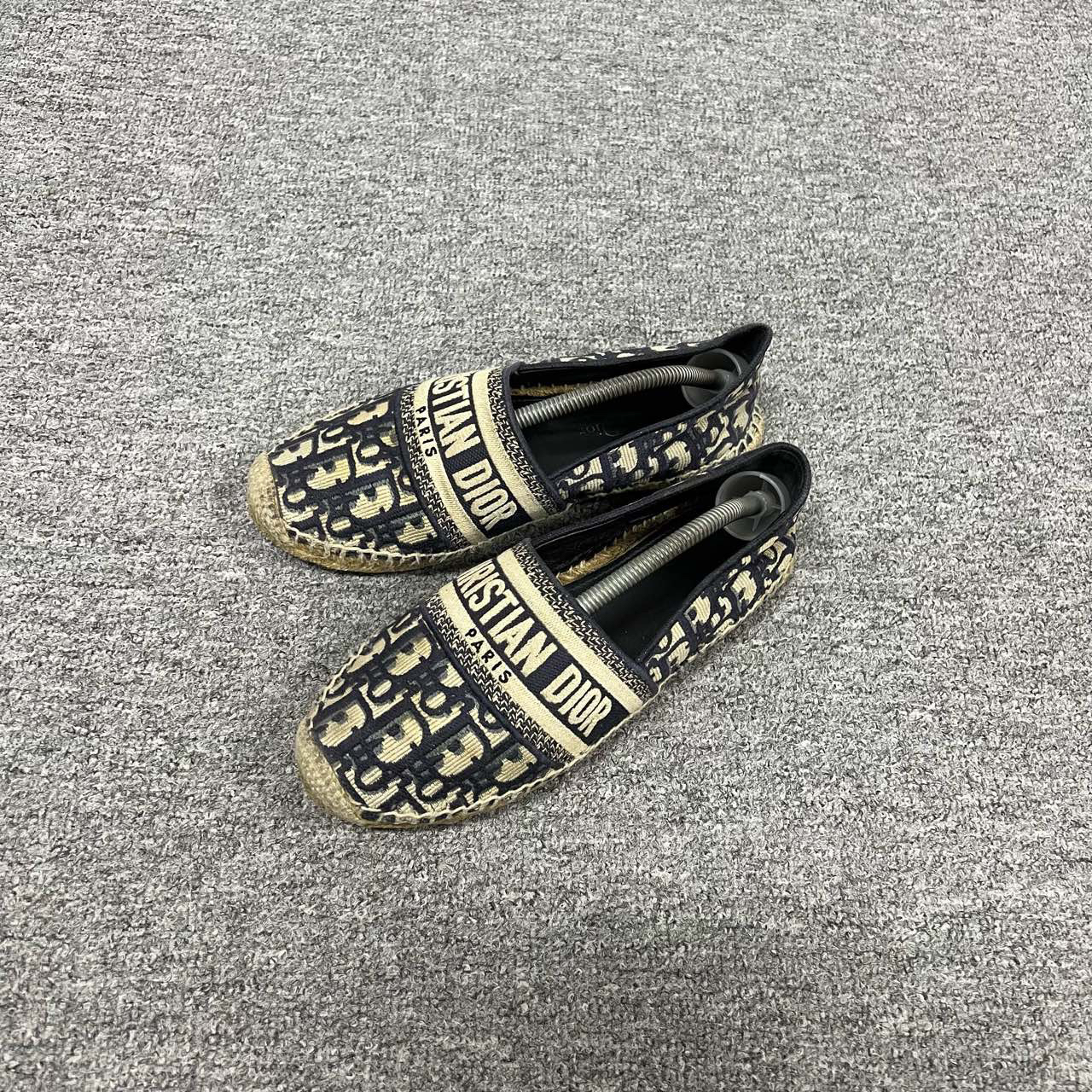95新 DIOR/迪奥 满印logo 平底鞋 36码 